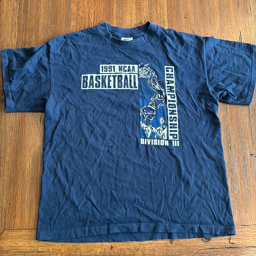 Vintage 1991 NCAA Basketball Champions Tshirt